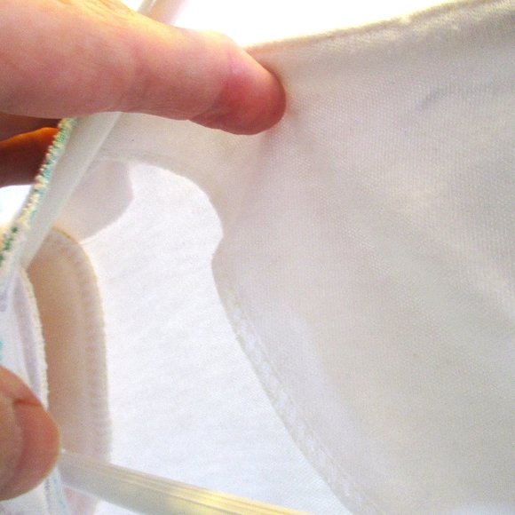 Alfred Dunner pink,lavender,aqua embroidered beaded cutout applique flowered top - Picture 6 of 6